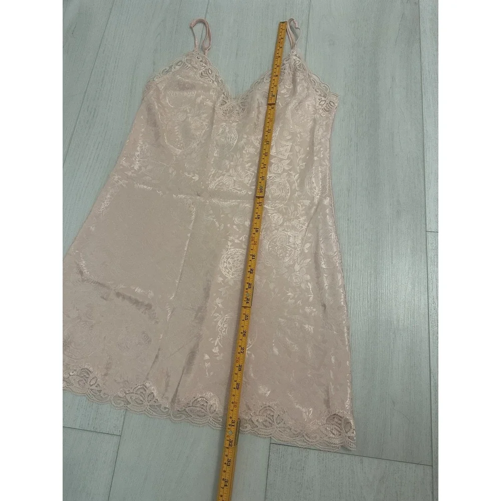Vintage Victoria's Secret Satin Sleep Slip Sz S Pink - Gold Label - Lace Detail‎